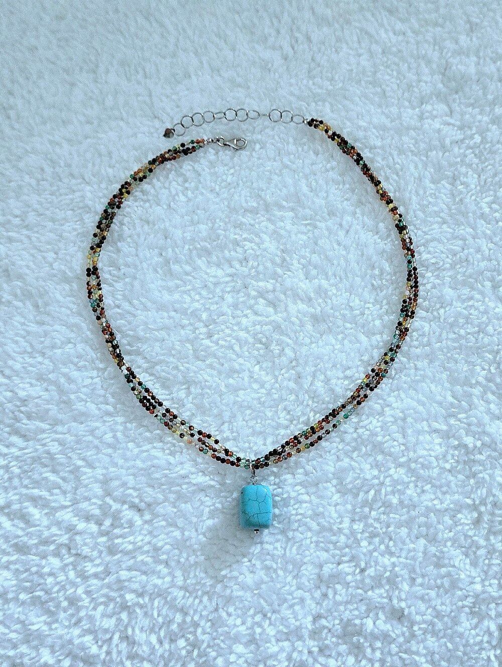 Triple3️⃣ Strand Glass🪟 Bead Necklace with Turquouise🩵 Pendant - Picture 5 of 16